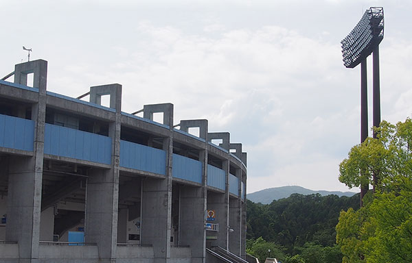 いわきグリーンスタジアム　ナイター設備仮設自家発電電源供給業